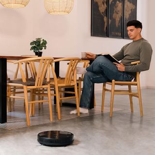 - Cecotec Robot Aspirador con Base Autovaciado C