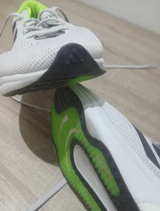 Zapatillas Adidas Blancas, Verdes y Gris 45 1/3