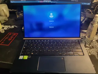 Asus Zenbook UX433F i7 16GB RAM