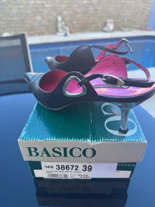 Zapatos de tacón BASICO Talla 39