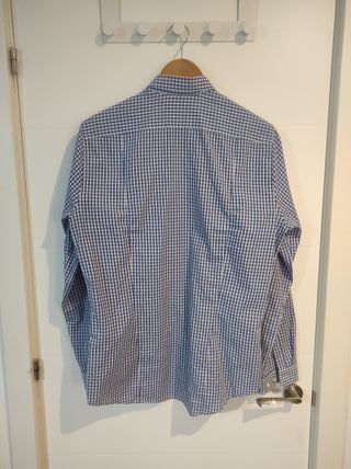 La camisa casual perfecta para un look relajado