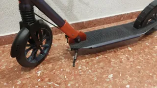 Patinete TIJUANA nuevo con freno y plegable.