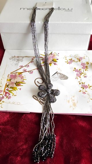 Collar largo flor plata envejecido Viviana Moda