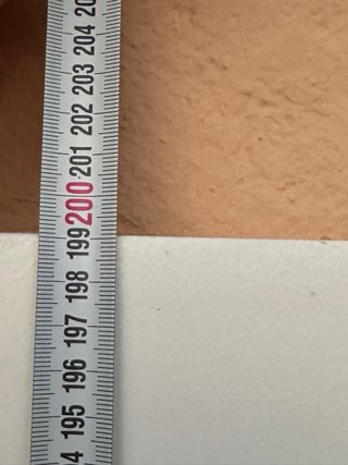 Puerta blanca con 6 cristales