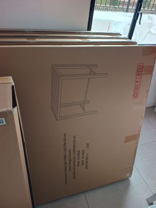 Mesa alta FORIS 110x70x110 cm. Las cajas son abrir