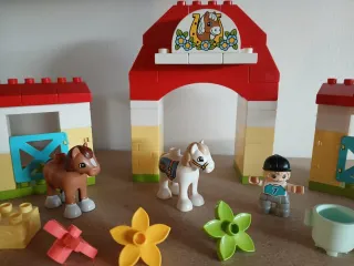 Lego Duplo 10951 - Pony club