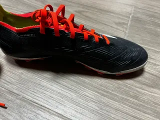 Botas de fútbol Adidas Predator Talla 44