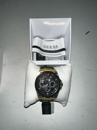 Reloj Guess Dorado y Negro. ORIGINAL
