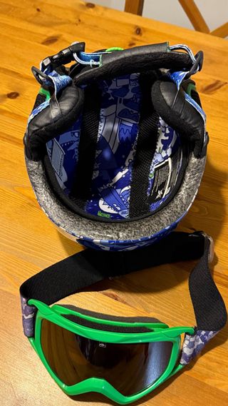 Casco Infantil Quiksilver + Gafas Talla 54