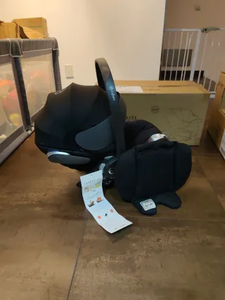 Cybex Platinum Cloud Z i-Size Silla Grupo 0 + Base