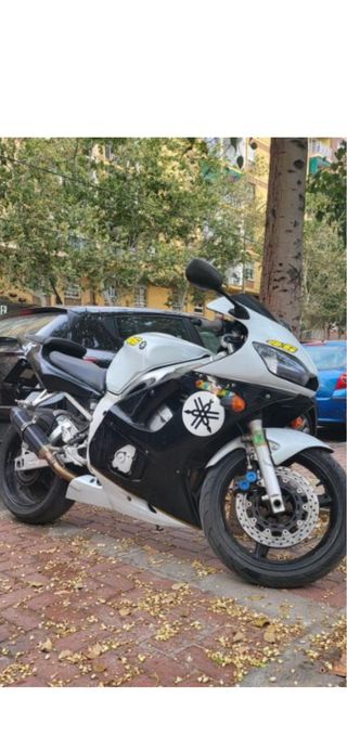 Yamaha R6 2000 - 40.000 km