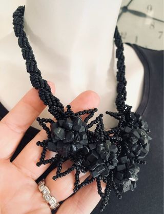 Collar fiesta negro hecho a mano