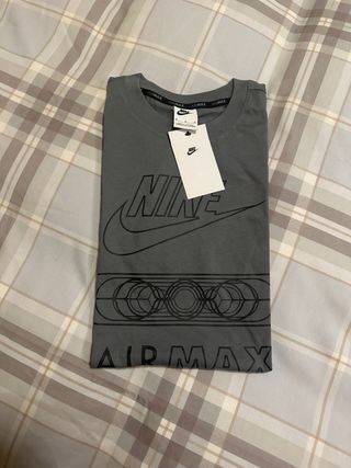 Camiseta Nike Air Max Gris Talla M