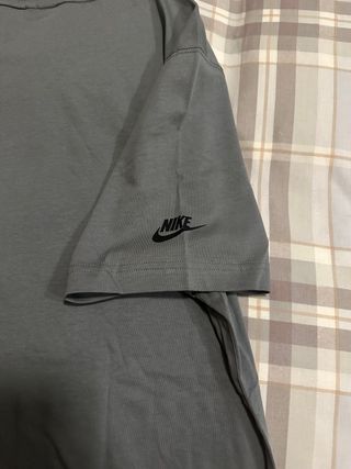 Camiseta Nike Air Max Gris Talla M