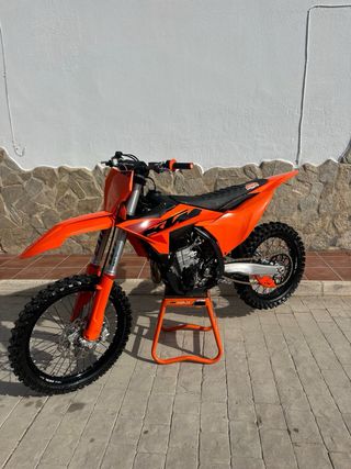 KTM 450 SXF Motocross 2025