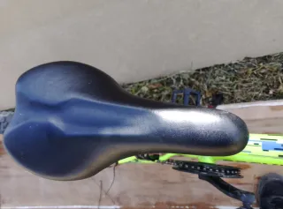 Bicicleta infantil Rockrider verde. Poco uso.