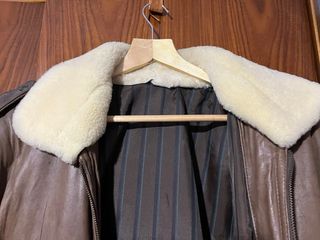 Chaqueta de piel marrón hombre