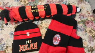 Set Milan Sciarpa Cappello Peluche