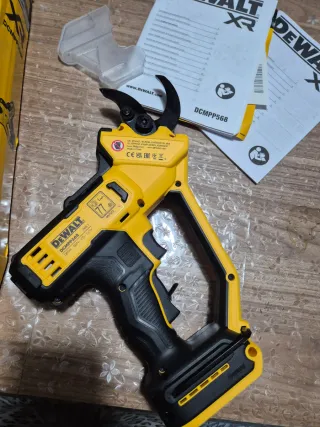 Forbici Potatura DeWalt 18V