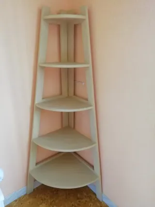 Estantería de esquina Ikea