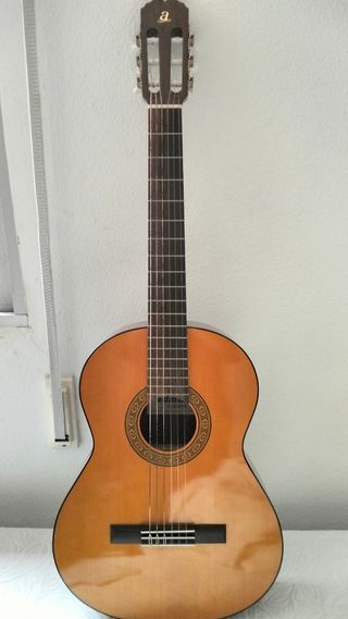 Guitarra Admira Juanita