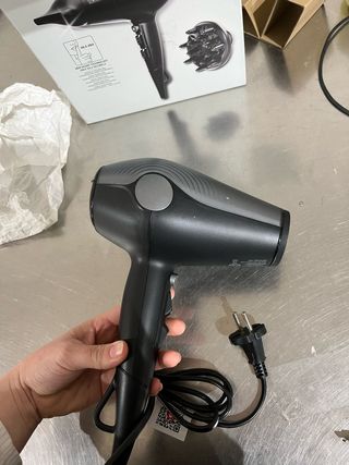 - Secador de pelo Rowenta Ultra Silence, extrema