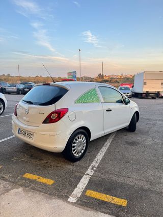 Opel Corsa coche COMERCIAL