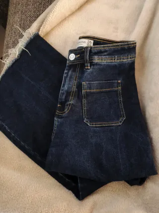 Jeans Stradivarius Talla 36 Rectos Bolsillos