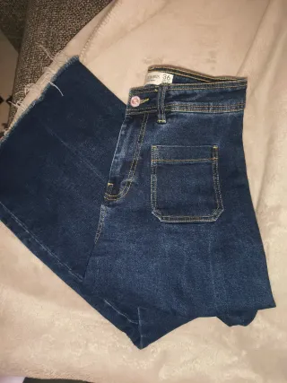 Jeans Stradivarius Talla 36 Rectos Bolsillos