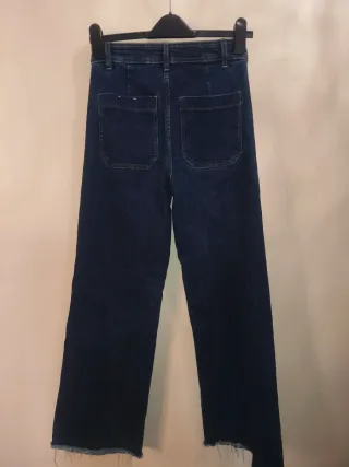 Jeans Stradivarius Talla 36 Rectos Bolsillos