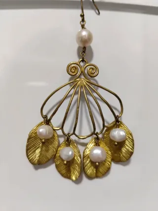 Pendientes LC Tartaruga hoja y perla