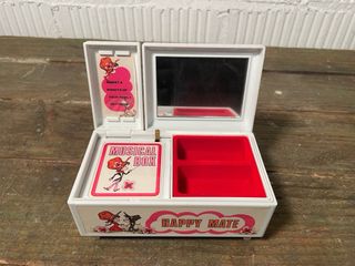 JOYERO MUSICAL LADY MATE. A ESTRENAR. LOVE STORY