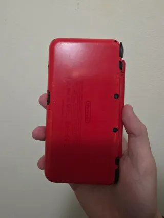 New Nintendo 2DS XL Roja Pokeball