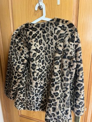 Chaqueta efecto pelo leopardo