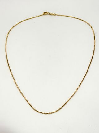 Cadena de bolas en oro 18K.