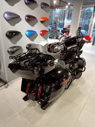 Harley Davidson Street Glide Ultra