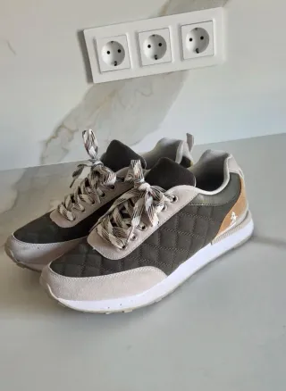 Zapatillas/Bambas Beige y Verde Oliva