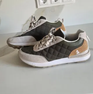 Zapatillas/Bambas Beige y Verde Oliva