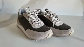 Zapatillas/Bambas Beige y Verde Oliva