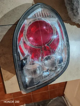 Pareja de faros traseros peugeot 206