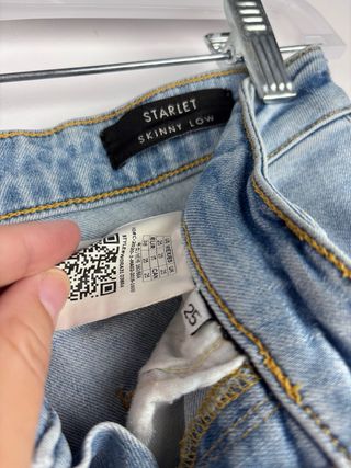 Vaqueros Guess Starlet Skinny Low Azul Claro