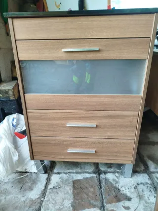 Mobile da bagno completo con specchio, lavandino e mobile