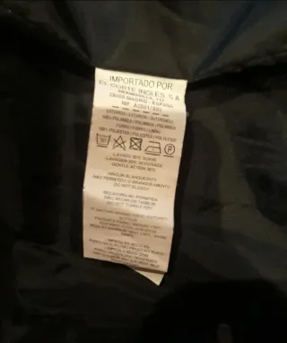 Abrigo acolchado negro mujer