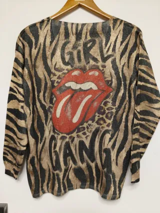 Camiseta dorada y marrón