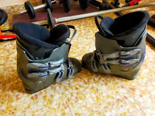 Botas de esquí Salomon y esquís K2