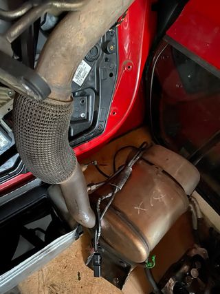 Piezas de coche: Tubo escape y silenciador gol6