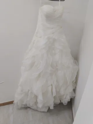 Vestido de Novia Blanco de Clara Novias
