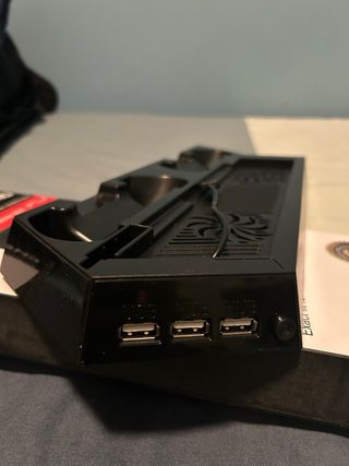 Cargador y ventilador PS4