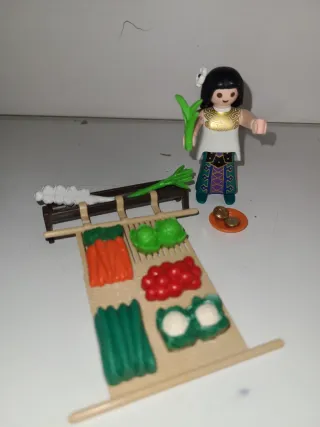 Lote 9. Verduleria Playmobil