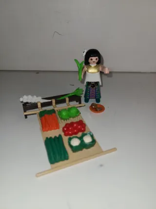 Lote 9. Verduleria Playmobil